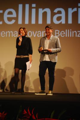 Alessio Gallo, leading actor of <i>L'intervallo</i>, Tre Castelli award (competition 16-20) with Moira Bubola